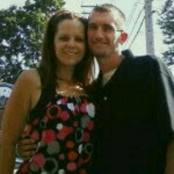 Meet your Posher, Heather - Picture 1 of 1